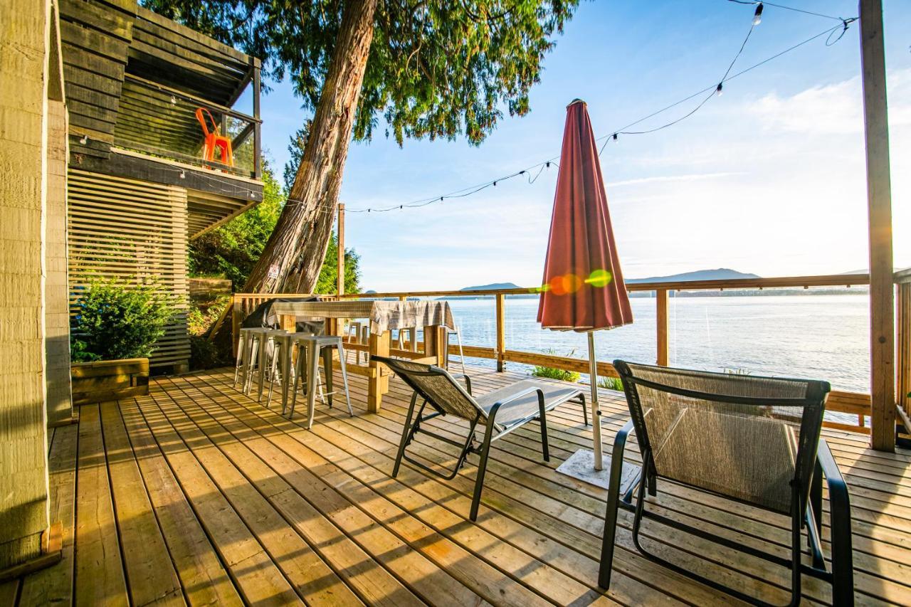 Waterfront Cottage With Superb Coastline Views West Vancouver Εξωτερικό φωτογραφία