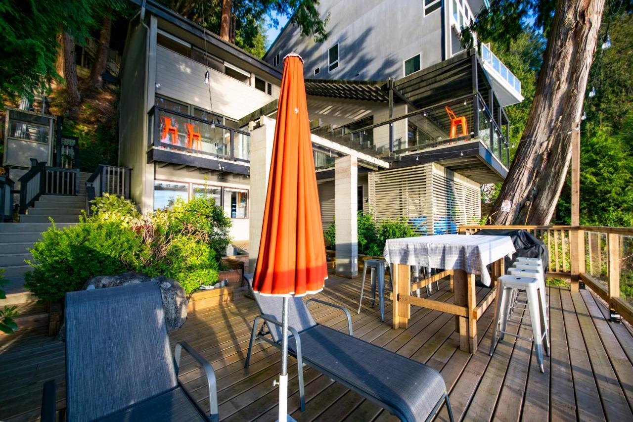 Waterfront Cottage With Superb Coastline Views West Vancouver Εξωτερικό φωτογραφία