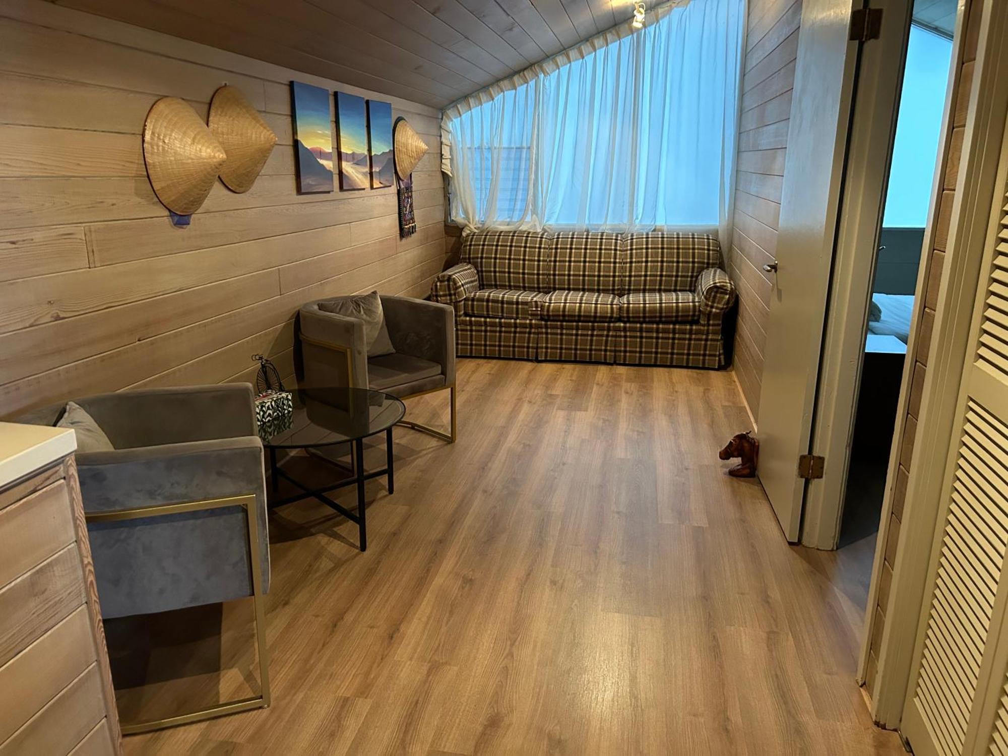 Waterfront Cottage With Superb Coastline Views West Vancouver Εξωτερικό φωτογραφία